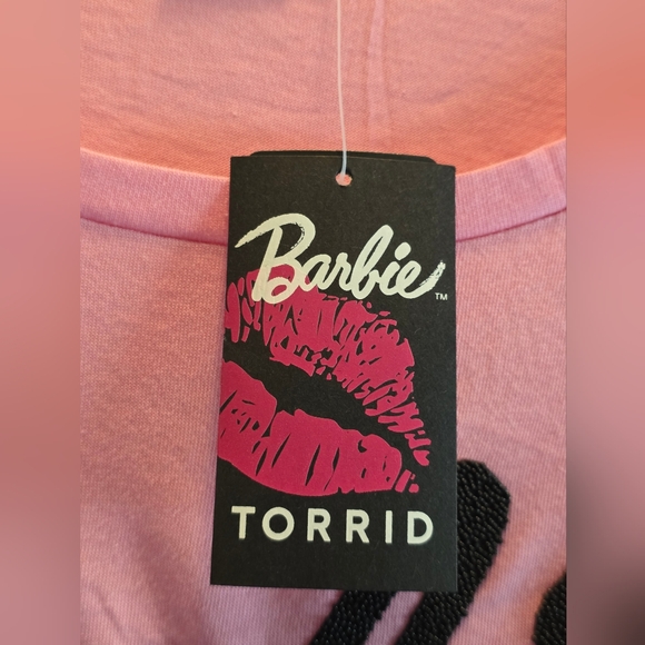 NWT Barbie Logo Short Sleeve Plus Size T-Shirt Pink With Black Lettering. Size 1 - Picture 7 of 11